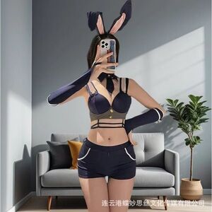 Judy Hopps-Bunny Officer Costume Set – New with Tags (Fits Sizes 0-4)